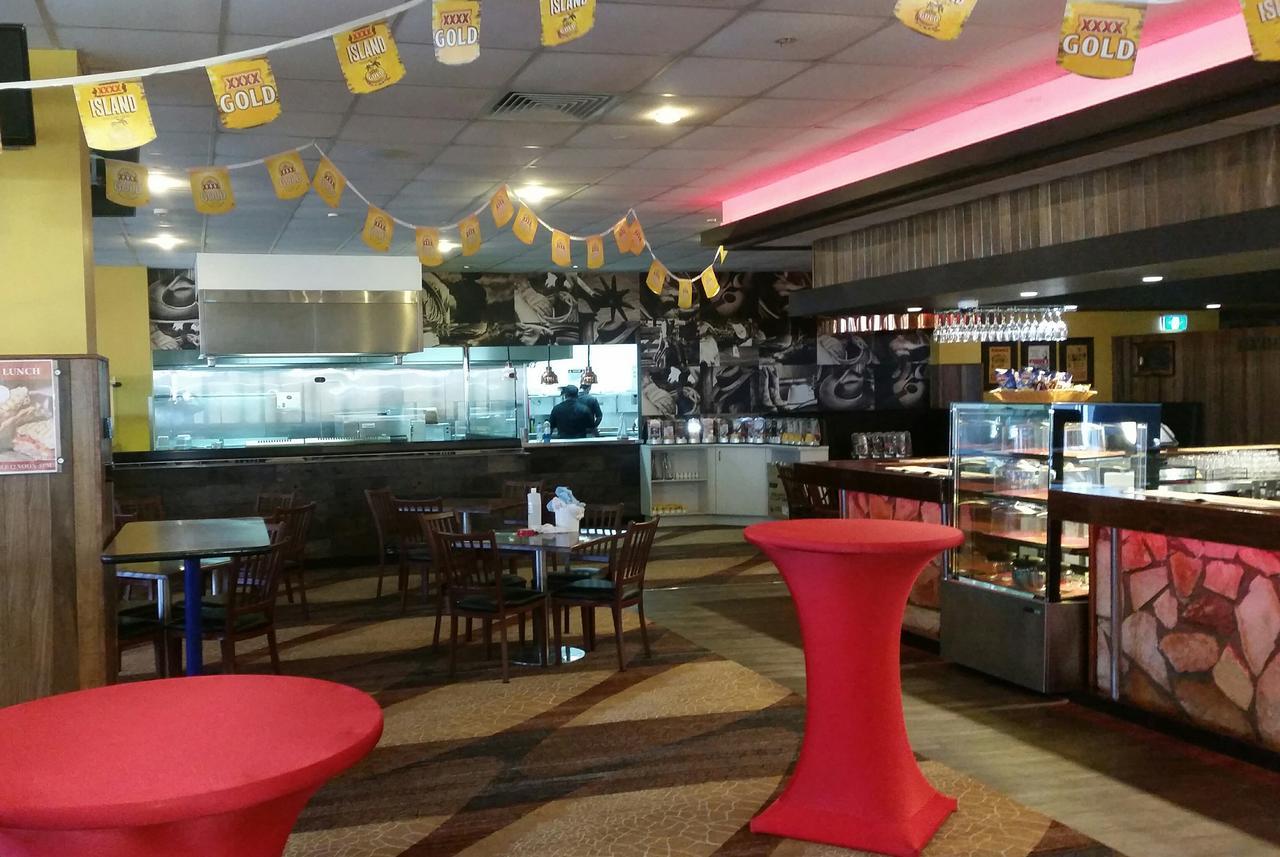依萨酒店 伊萨山 外观 照片